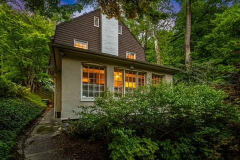 $880,000 | 401 Edgevale Road, Baltimore, MD 21210
