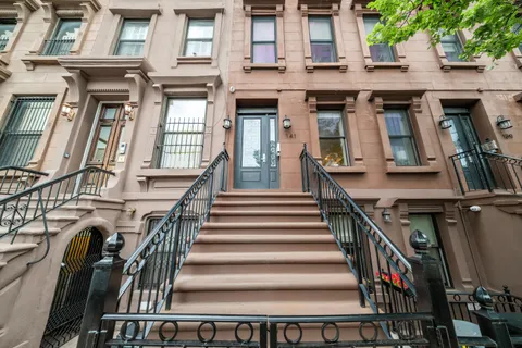 $1,100,000 | 141 West 126th Street, Unit 3A | Central Harlem