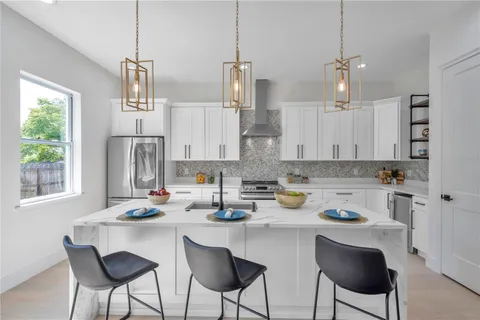 $975,000 | 4307 South Clark Avenue, Tampa, FL 33611