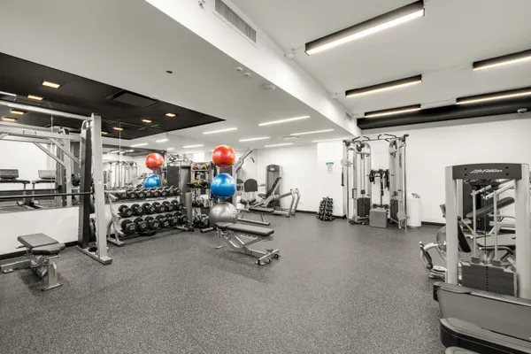 $2,200,000 | 330 Spring Street, Unit 5C | SoHo