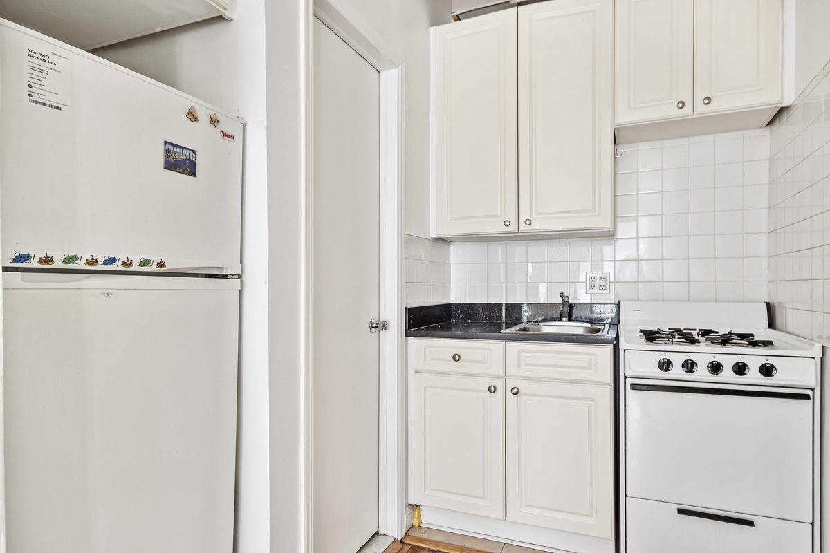 1028 2nd Avenue, Unit 3R Manhattan, NY 10022 - Photo 5 of 11