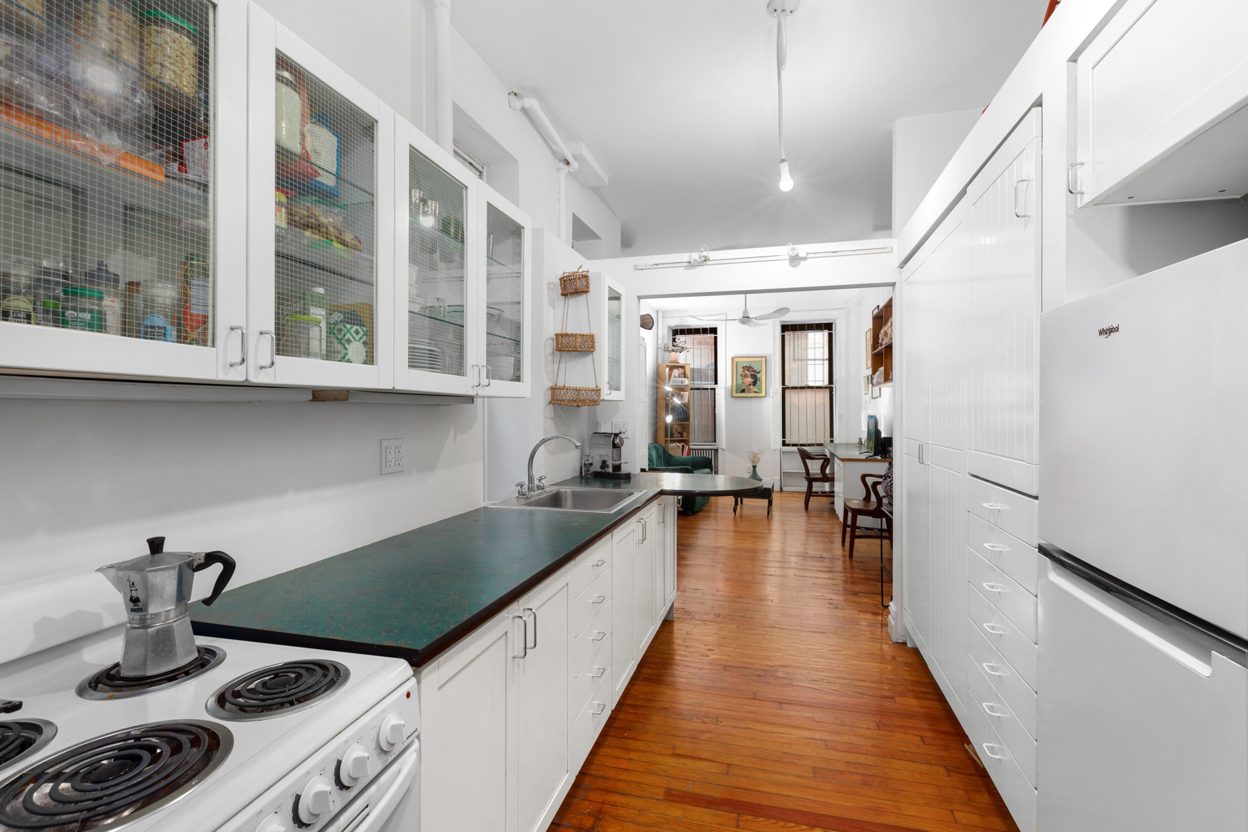 25 Leroy Street, Unit 4 Manhattan, NY 10014 - Photo 4 of 9