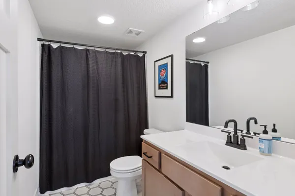 $750,000 | 17826 Meadows Way Southeast, Prior Lake, MN 55372