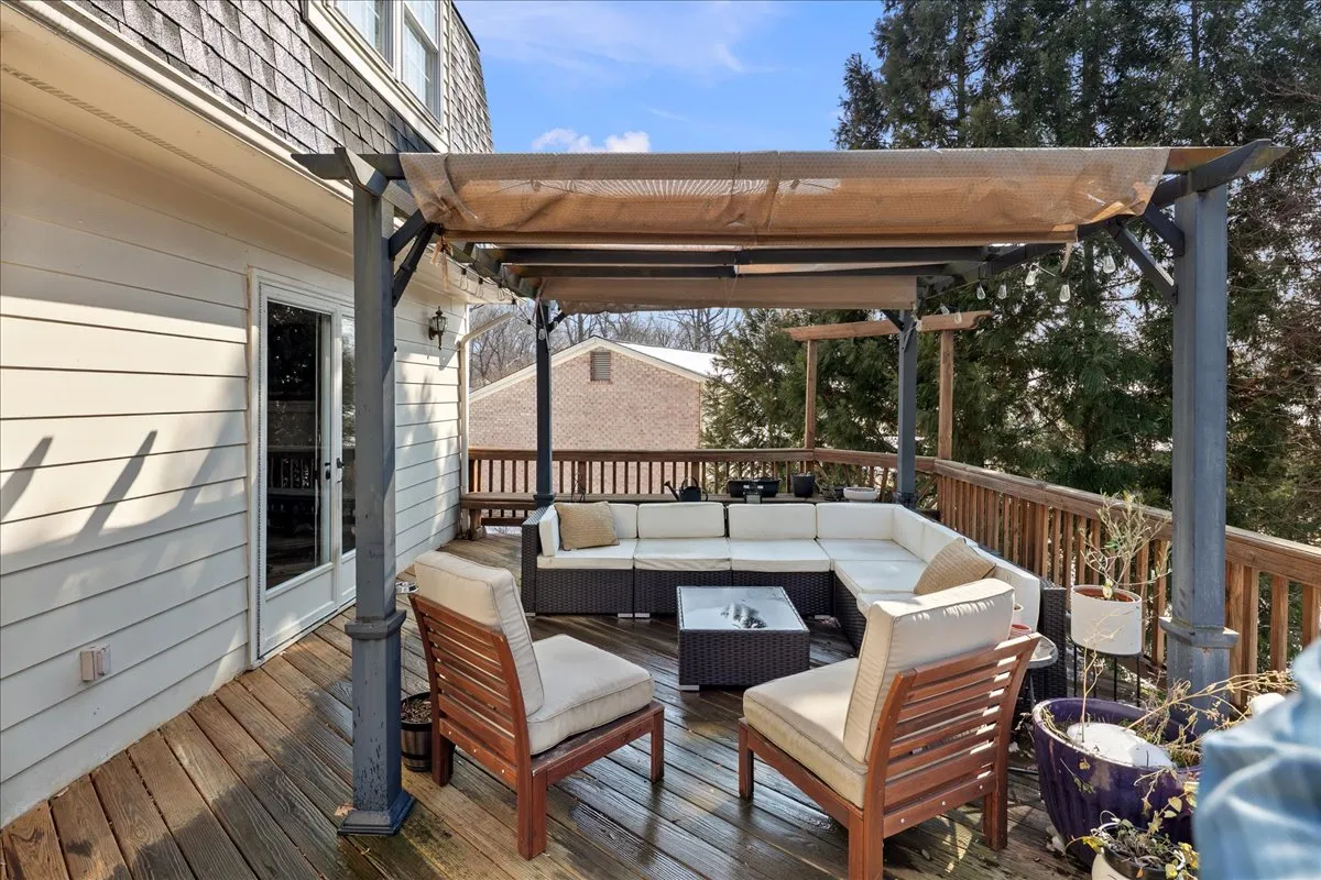 $1,100,000 | Address Upon Request, Fairfax, VA 22032