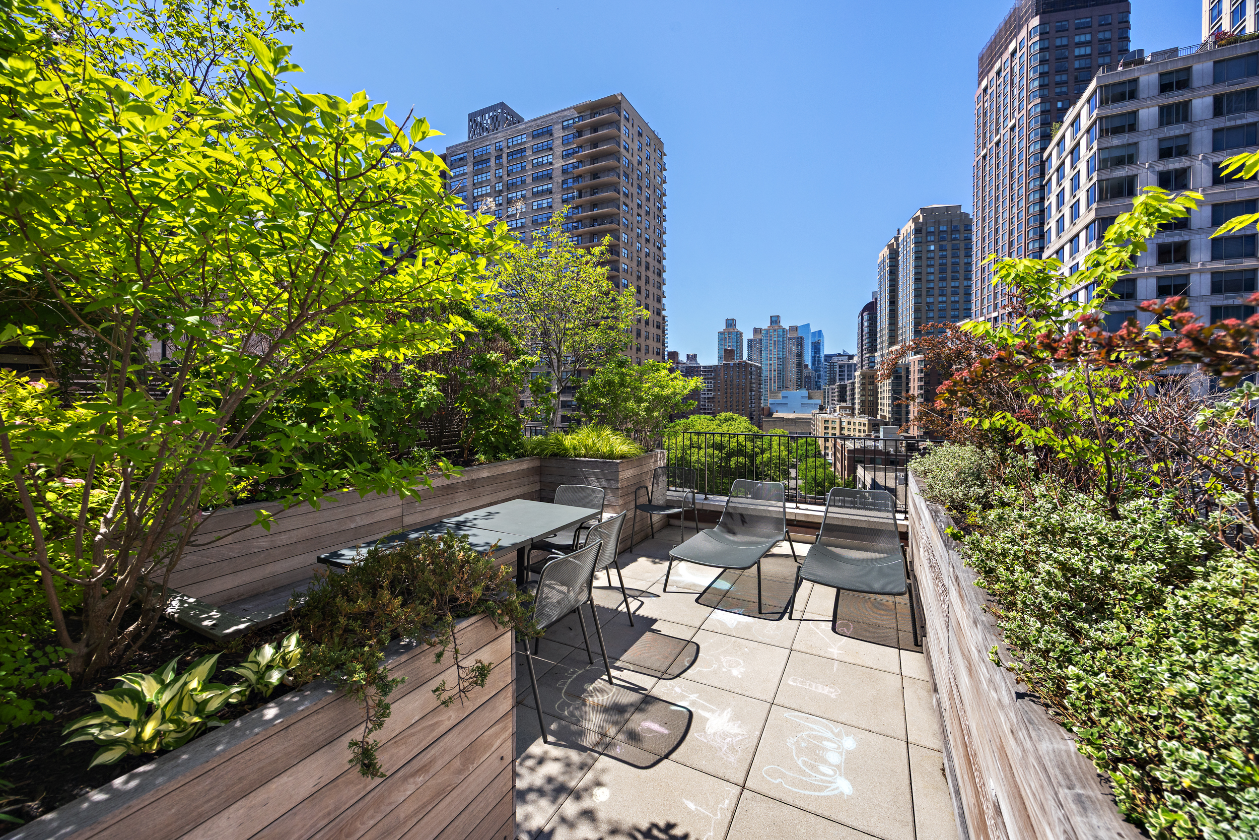350 West 71st Street, Unit 6A Manhattan, NY 10023 - Photo 10 of 17
