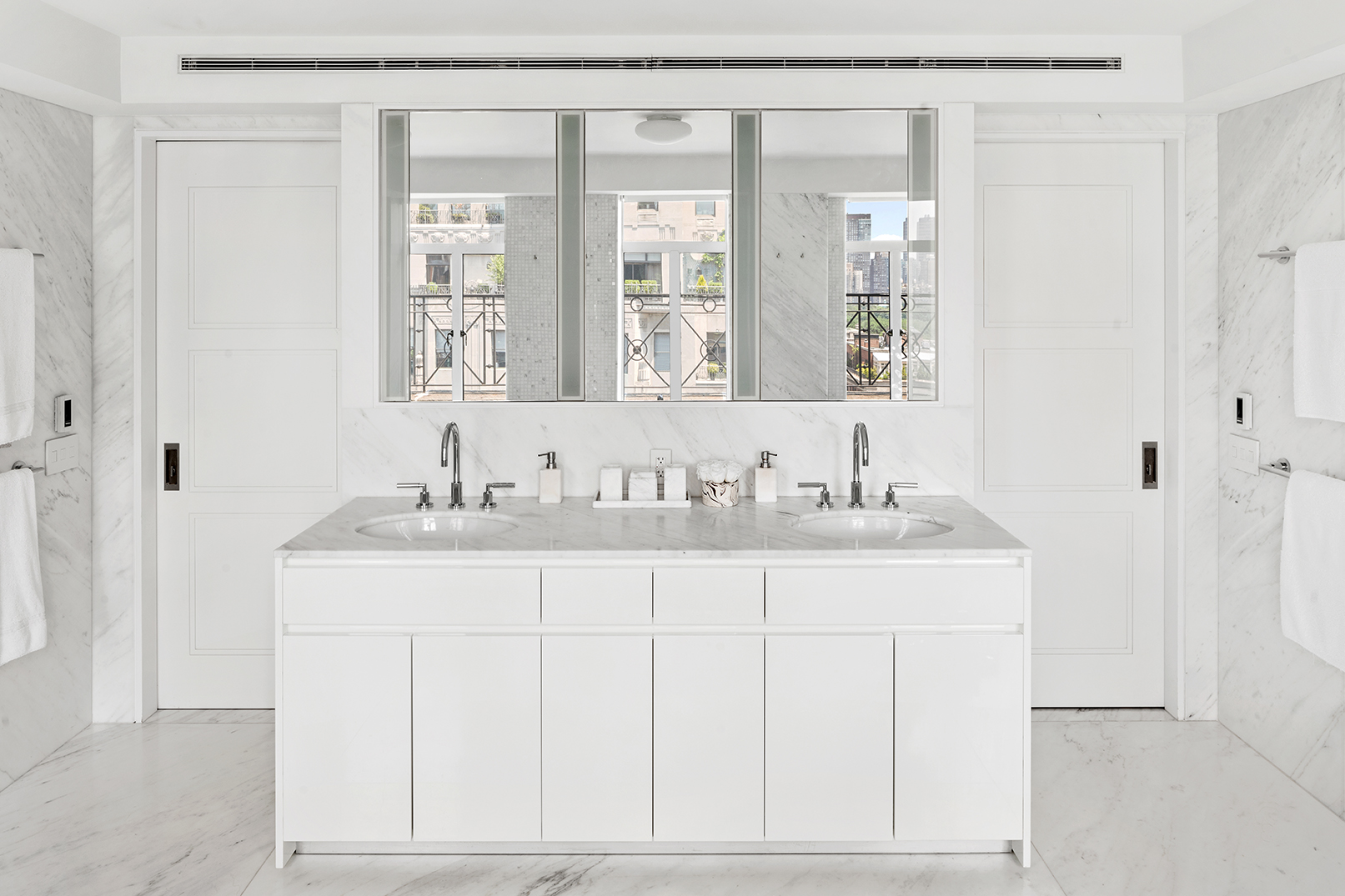 737 Park Avenue, Unit 20A Manhattan, NY 10021 - Photo 12 of 26