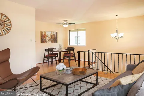 $3,800 | 5719 6th Street North, Arlington, VA 22205