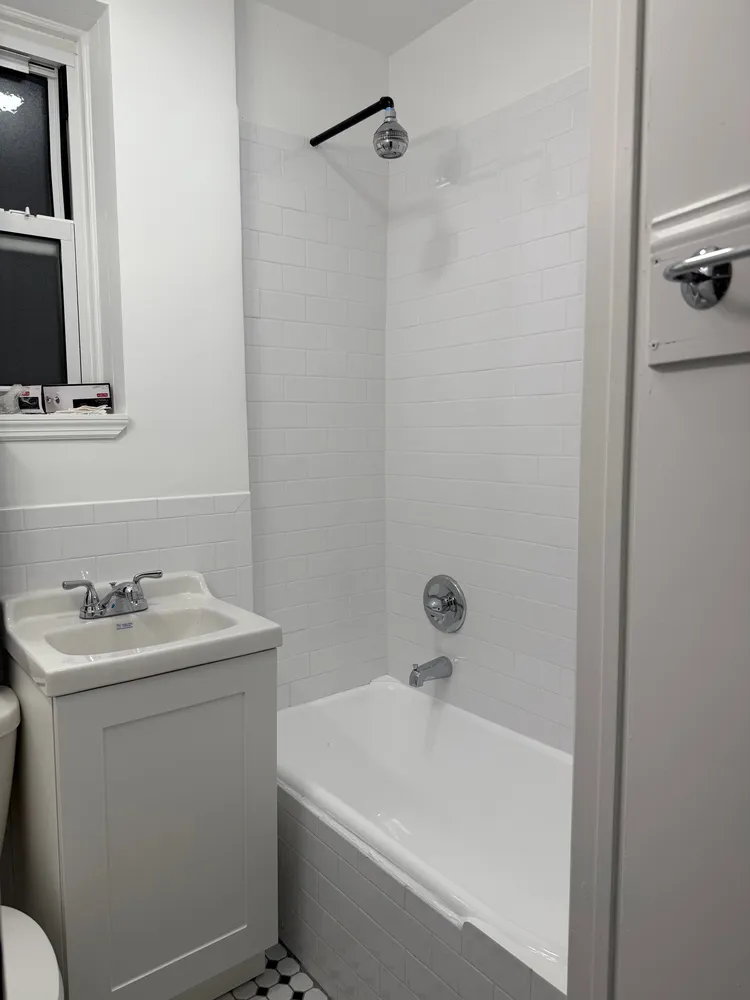 $2,995 | 170 Ludlow Street, Unit 3B | Lower East Side