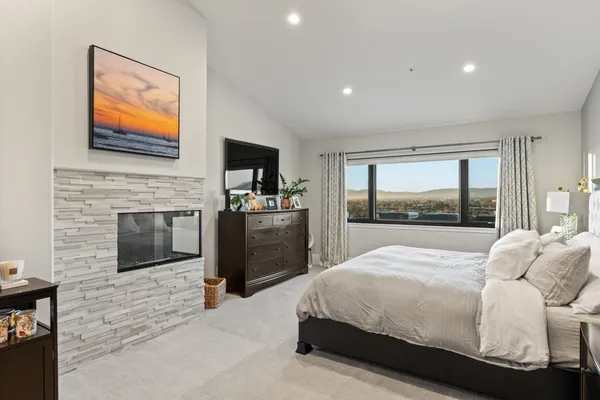 $3,495,000 | 6592 Kentwood Bluffs Drive, Los Angeles, CA 90045