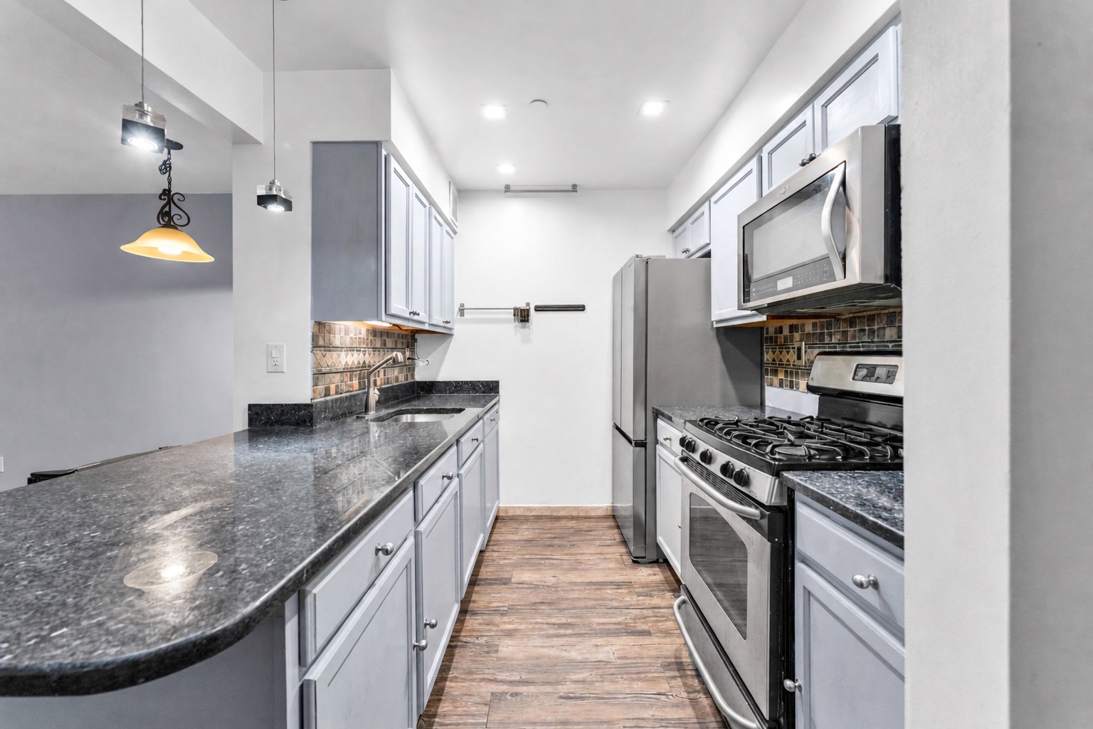 342 East 119th Street, Unit LB Manhattan, NY 10035 - Photo 3 of 13 Gallery Image 3