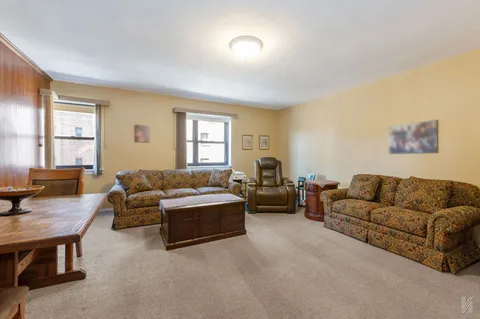 $335,000 | 34-10 94th Street, Unit 3D | Jackson Heights
