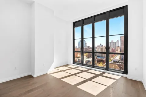$5,475,000 | 250 West 96th Street, Unit 18C | Upper West Side