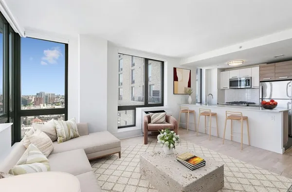 $2,995 | 626 Flatbush Avenue, Unit 14M | Prospect Lefferts Gardens