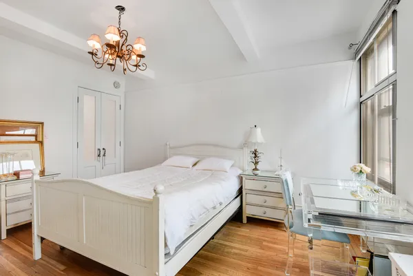 $1,250,000 | 205 East 78th Street, Unit 12C | Upper East Side