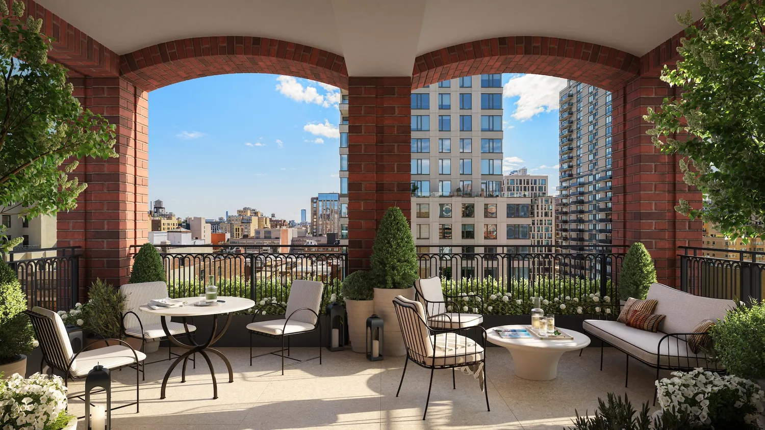 $1,755,000 | 201 East 23rd Street, Unit 17B | Gramercy