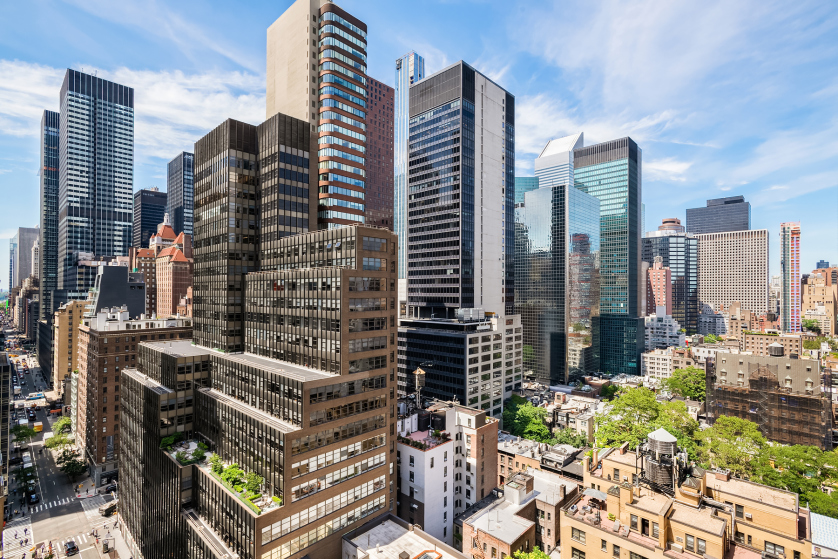 236 East 47th Street, Unit 15E Manhattan, NY 10017 - Photo 8 of 11 a buildings view with outdoor space