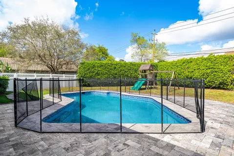 $920,000 | 4447 Northwest 82nd Avenue, Coral Springs, FL 33065