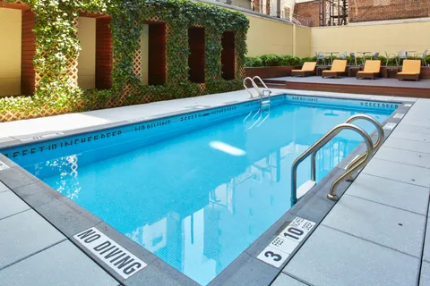 $4,395,000 | 133 West 22nd Street, Unit 10D | Chelsea