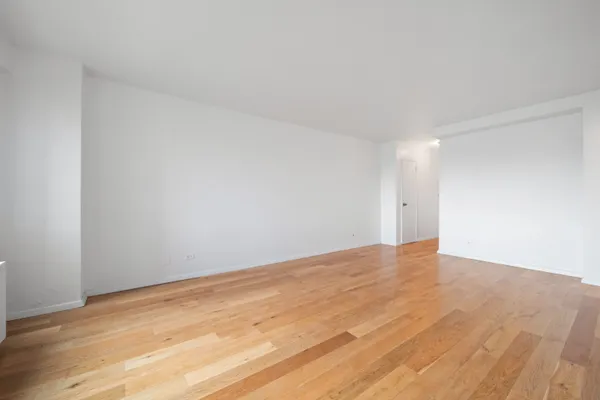 $435,000 | 201 West 21st Street, Unit 9A | Chelsea