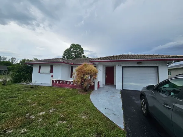 $385,000 | 8111 Northwest 92nd Avenue, Tamarac, FL 33321