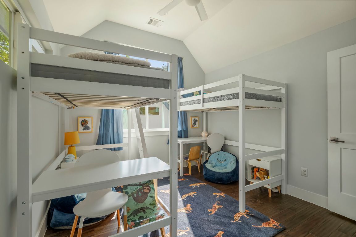 2812 Oak Springs Drive, Unit 2 Austin, TX 78702 - Photo 26 of 40