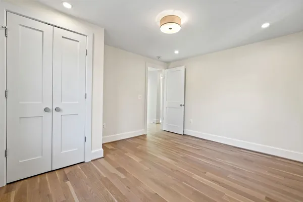 $2,195,000 | 22 West Spring Street, Alexandria, VA 22301