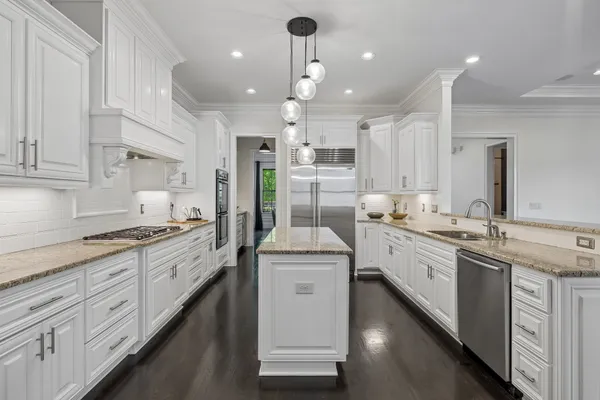 $2,100,000 | 1040 Falling Leaf Circle, Brentwood, TN 37027
