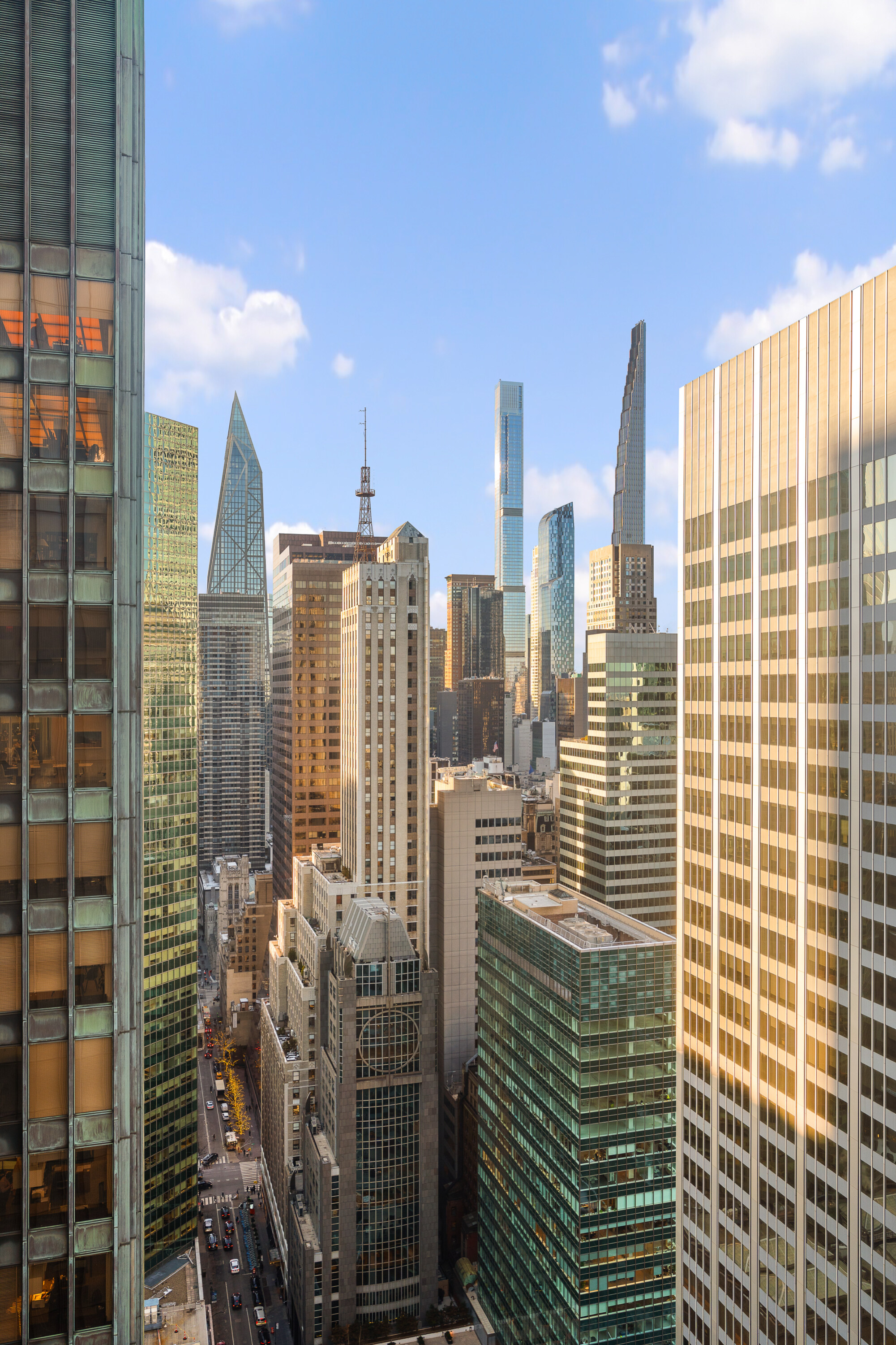100 East 53rd Street, Unit 40A Manhattan, NY 10022 - Photo 11 of 20 a view of a city with tall buildings