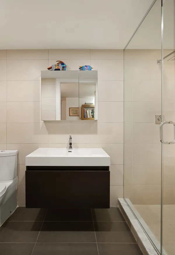 $7,500 | 176 Broadway, Unit 3C | Financial District