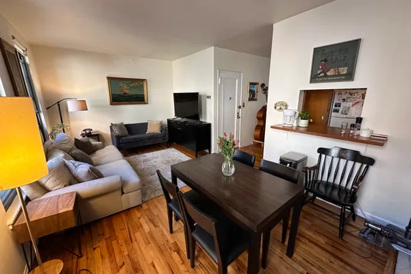 $6,000 | 363 West 22nd Street, Unit 3 | Chelsea