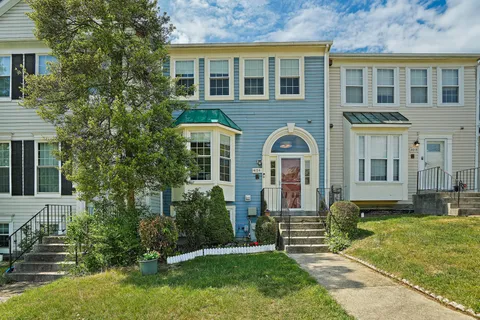 $449,900 | 4014 Sparrow House Lane, Burtonsville, MD 20866