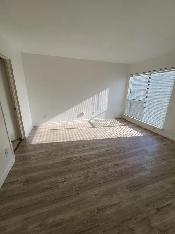 $69,000 | 2822 South Bartell Drive, Houston, TX 77054