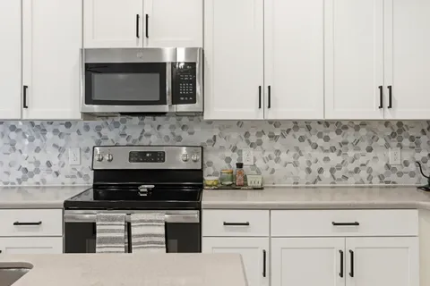 $399,900 | 34534 Salerno Circle, Sorrento, FL 32776