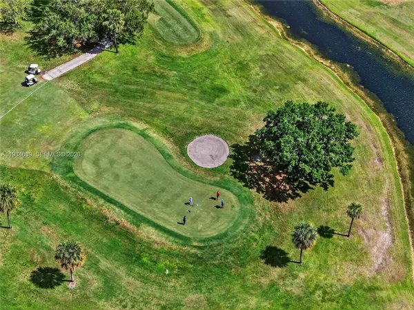 $255,000 | 12701 Southwest 14th Street, Unit 108J, Pembroke Pines, FL 33027