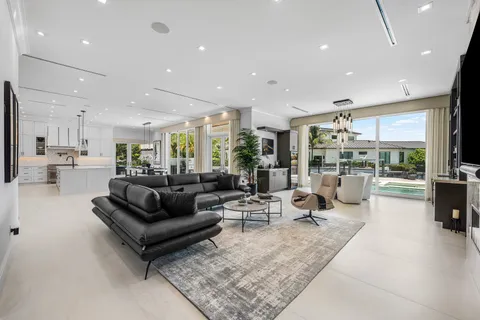 $8,895,000 | 12898 Shore Drive, Palm Beach Gardens, FL 33410