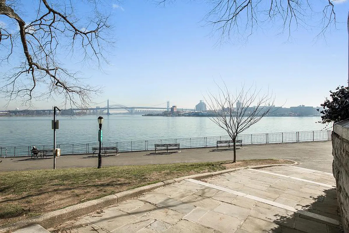 330 East 90th Street, Unit 5B Manhattan, NY 10128 - Photo 7 of 11