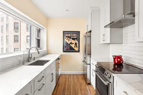 $1,750,000 | 161 East 90th Street, Unit 5C | Upper East Side