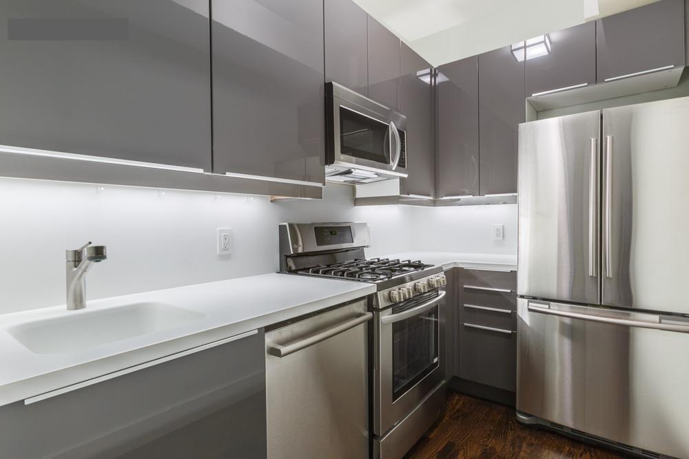 64 East 94th Street, Unit 1C Manhattan, NY 10128 - Photo 2 of 10