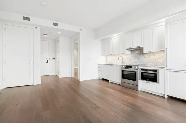 $2,700 | 107-06 Queens Boulevard, Unit 5B | Forest Hills