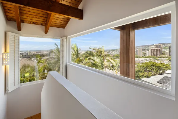 $1,500,000 | 8 Prospect Street, Honolulu, HI 96813