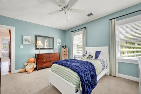 $1,265,000 | 2 Heritage Lane, Saugus, MA 01906