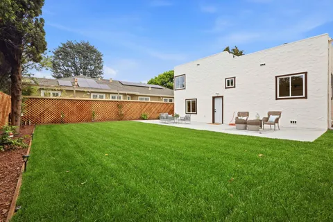 $2,500,000 | 219 Dwight Road, Burlingame, CA 94010