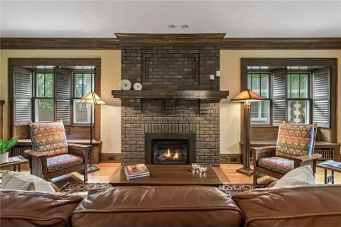 $950,000 | 4711 Dupont Avenue South, Minneapolis, MN 55419