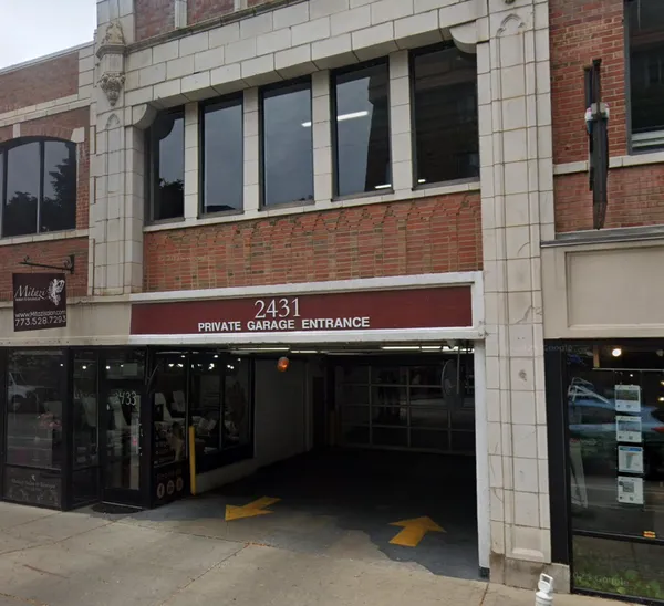 $1,200,000 | 457 West Fullerton Parkway, Unit 2W, Chicago, IL 60614