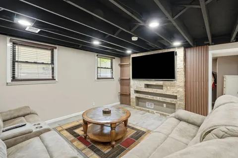 $280,000 | 2816 188th Street, Lansing, IL 60438