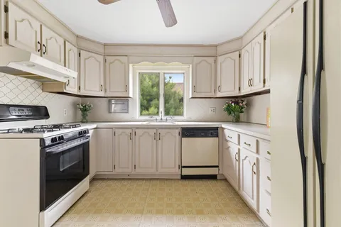 $1,150,000 | 231 Moss Hill Road, Jamaica Plain, MA 02130