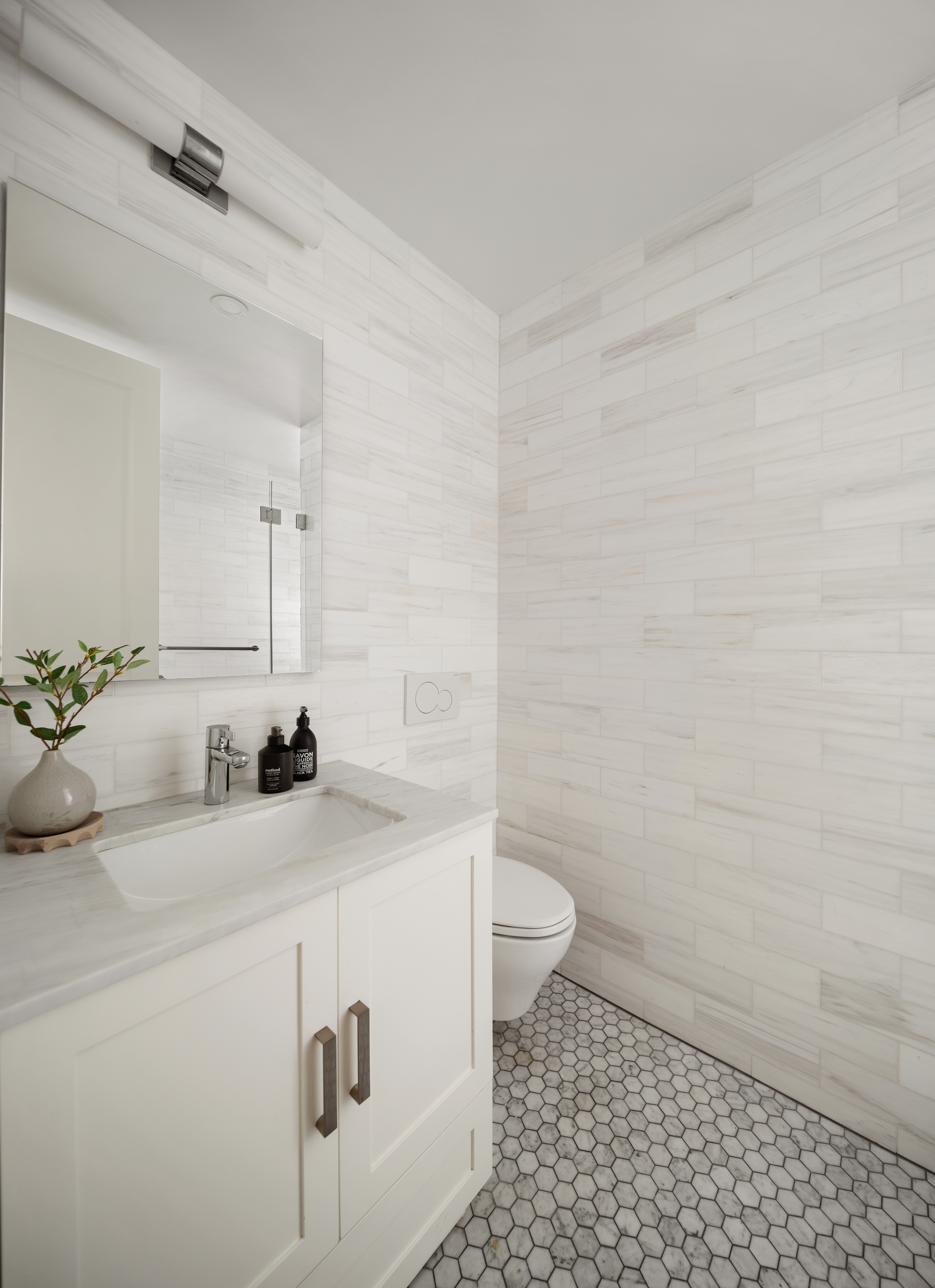 323 West 11th Street, Unit 4W Manhattan, NY 10014 - Photo 9 of 12