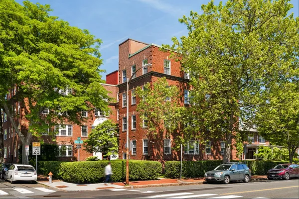 Contact Agent | 393 Broadway, Unit 10, Cambridge, MA 02139