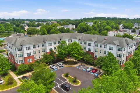 $277,854 | 14241 Kings Crossing Boulevard, Unit 411, Boyds, MD 20841