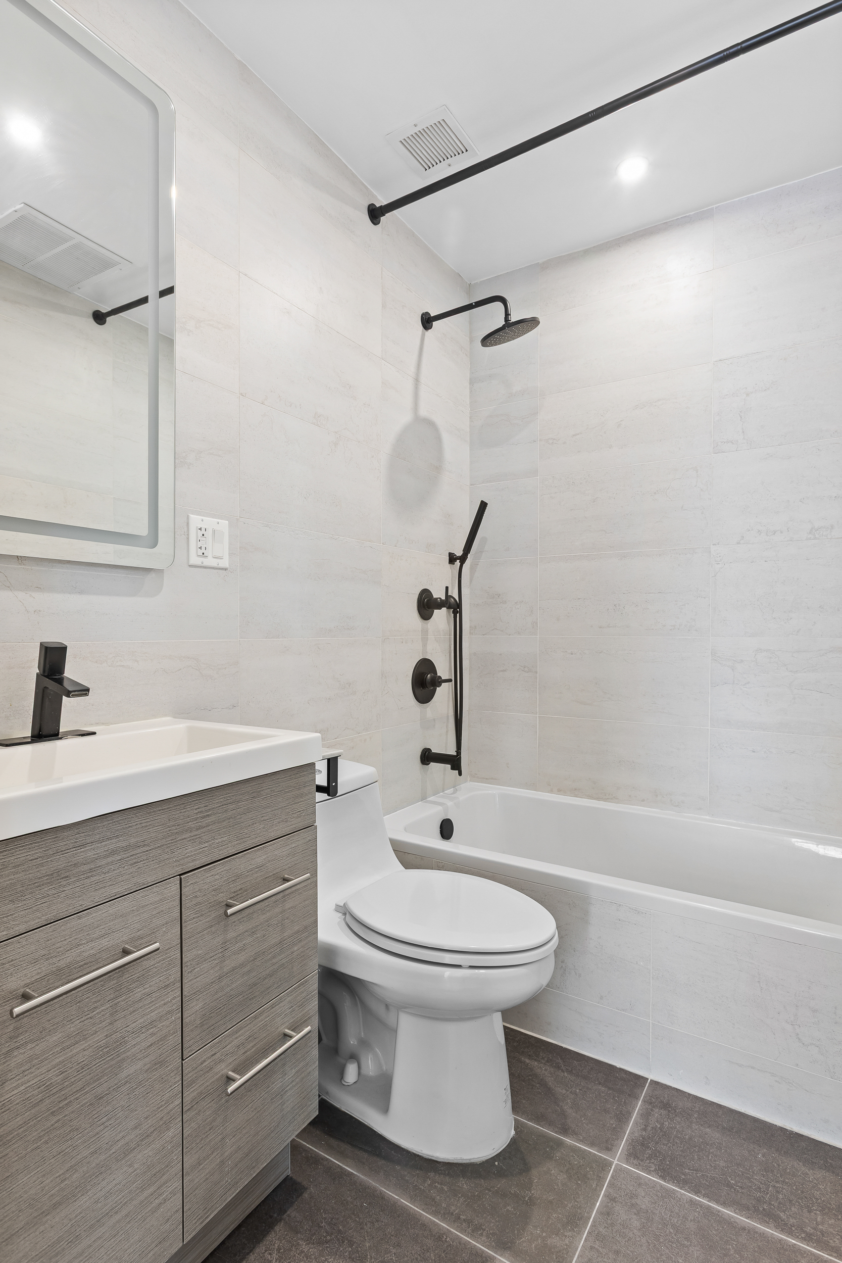 136 14th Street, Unit 5A Brooklyn, NY 11215 - Photo 13 of 17